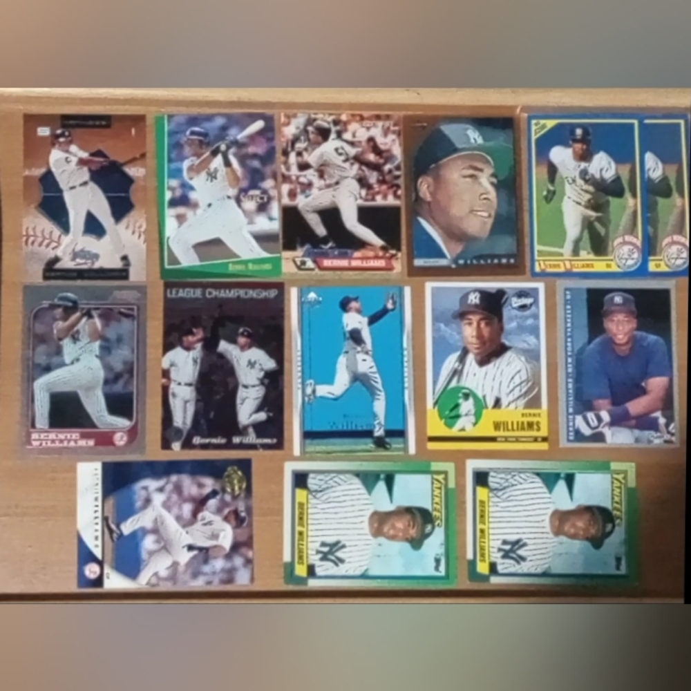 Bernie Williams Baseball Card Lot